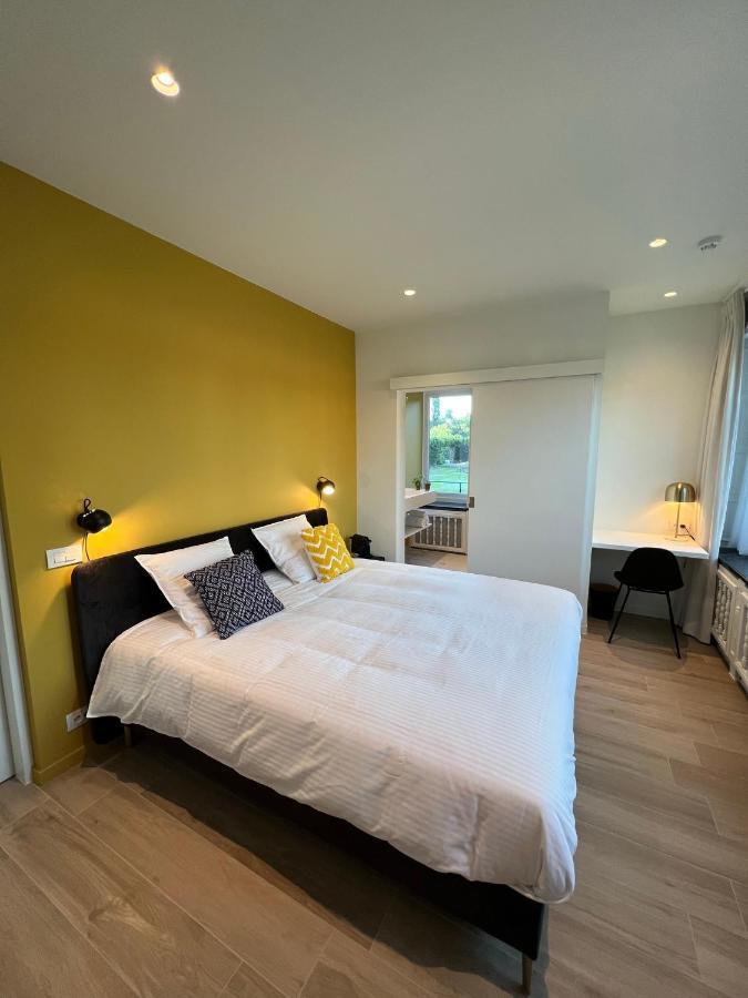 Tuss Bed & Breakfast Кортрейк Екстериор снимка