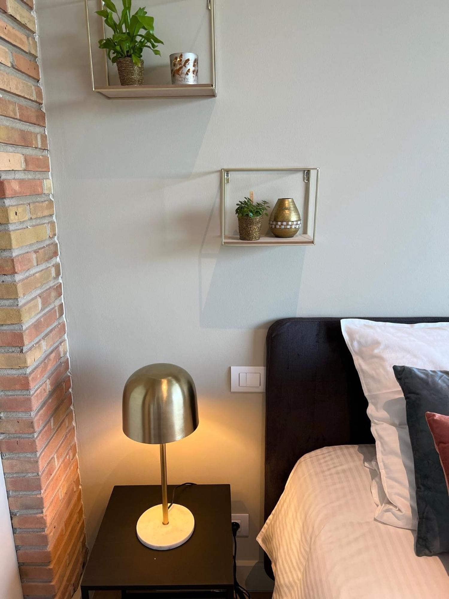 Tuss Bed & Breakfast Кортрейк Екстериор снимка