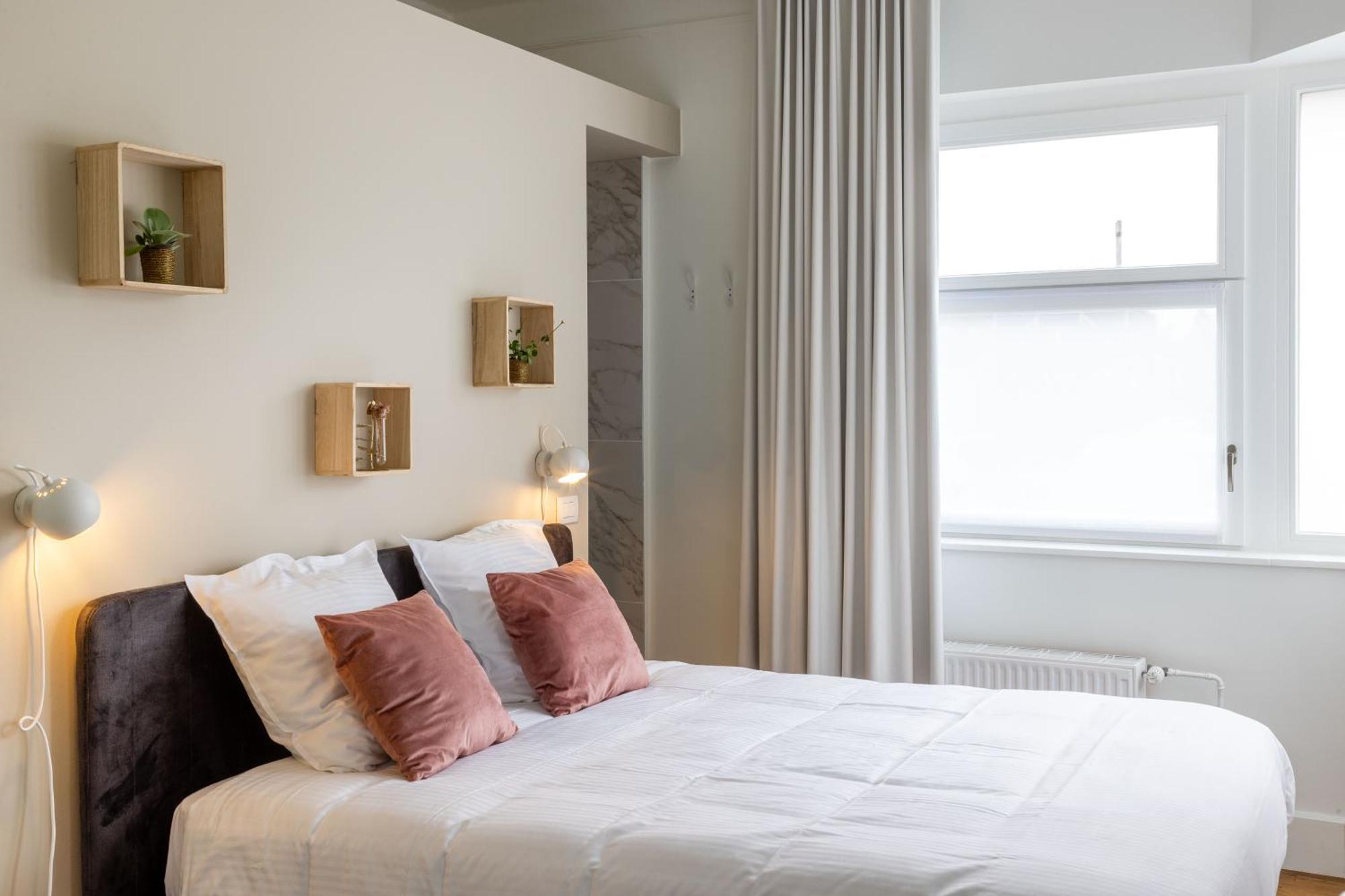 Tuss Bed & Breakfast Кортрейк Екстериор снимка