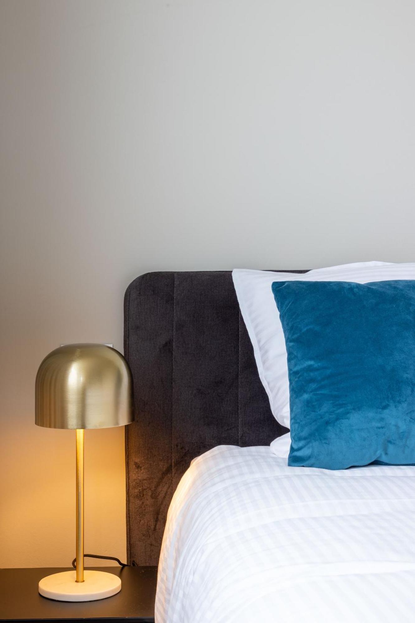 Tuss Bed & Breakfast Кортрейк Екстериор снимка
